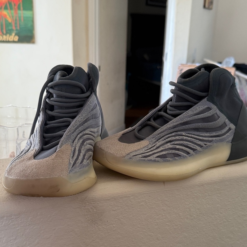 Yeezy Sneakers in Gray and Cream